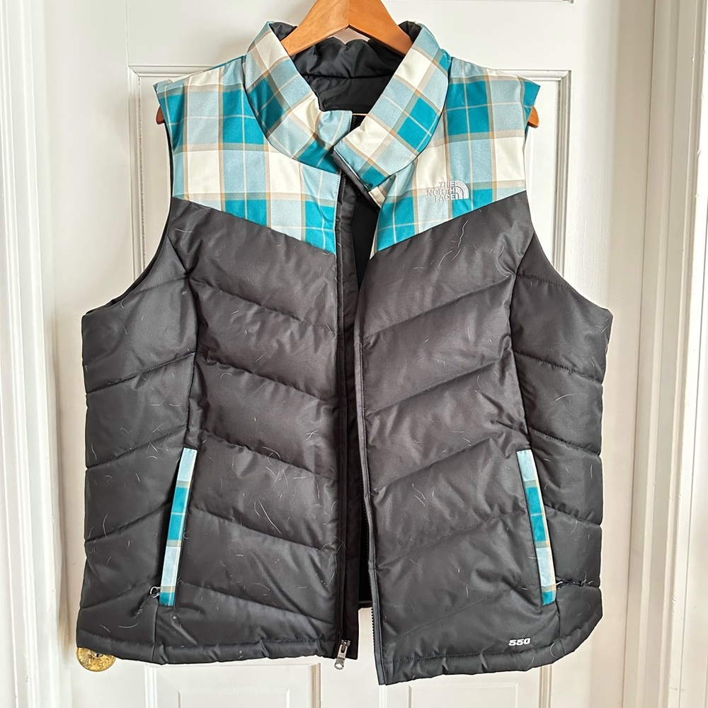 The North Face Black and Teal Plaid Puffer Vest Sheka 550